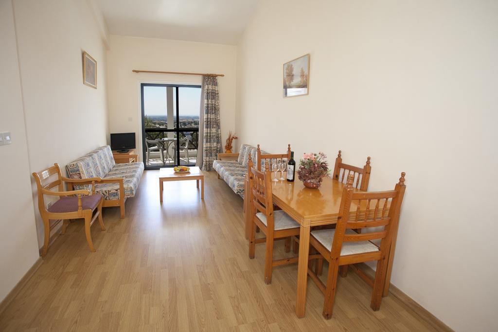 Episkopiana Hotel & Sport Resort Episkopi  Værelse billede